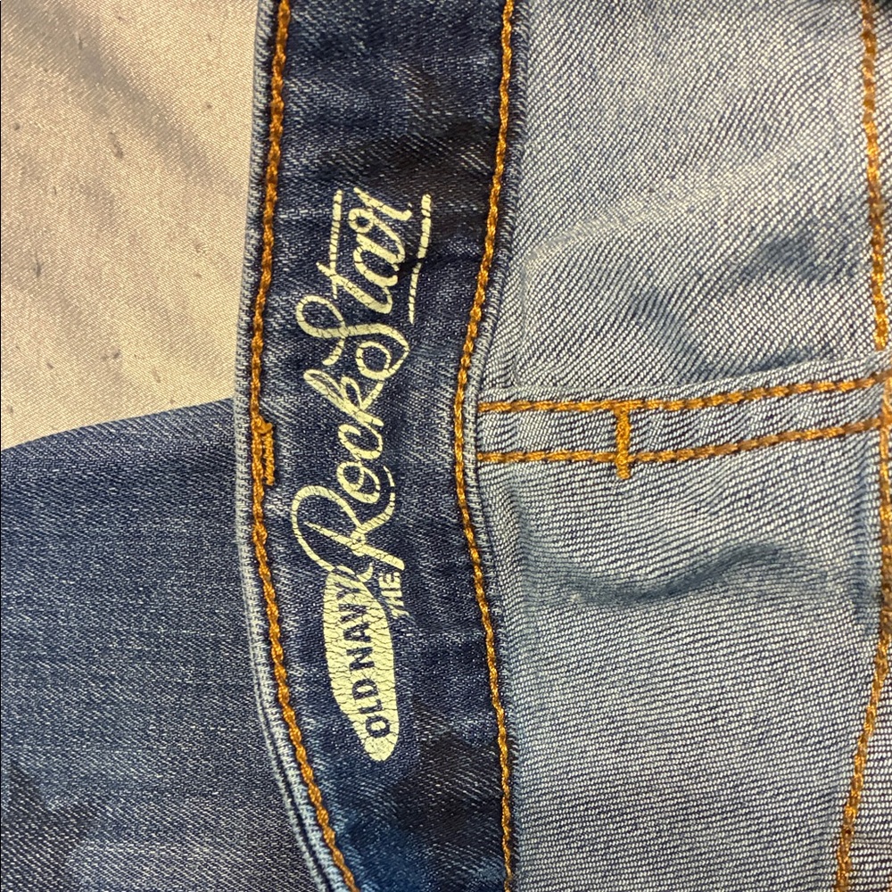 Old navy jeans - Picture 3 of 4